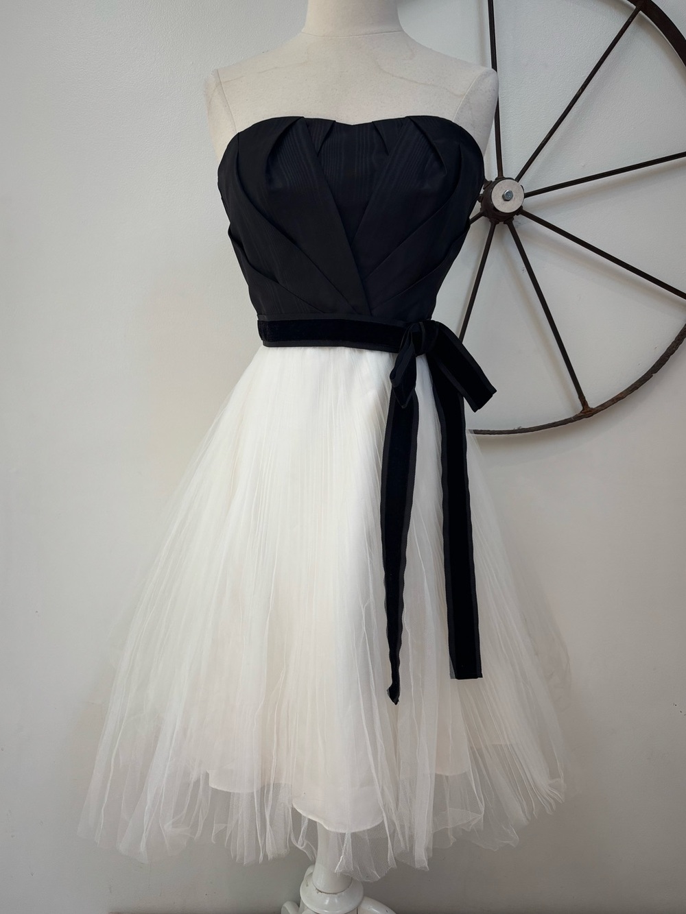 White House Black Market black and white tulle retro gothic cocktail aline dress